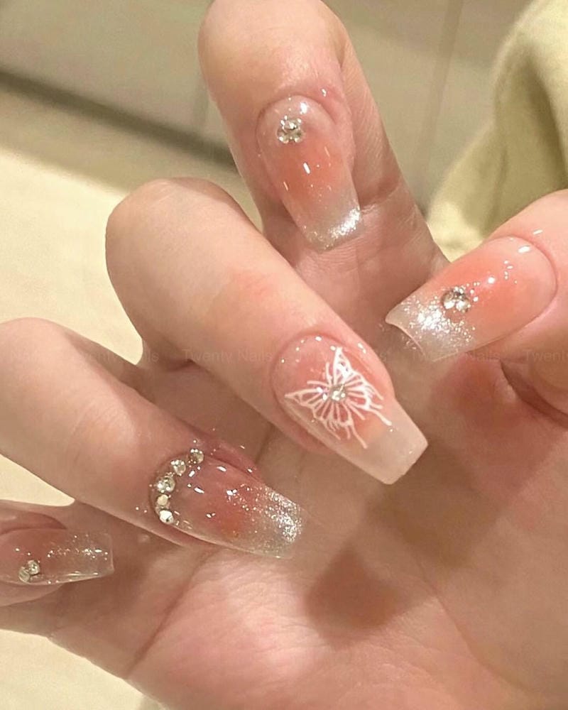 Mau-nail-tieu-thu-dinh-da-nhe-nhang-dep