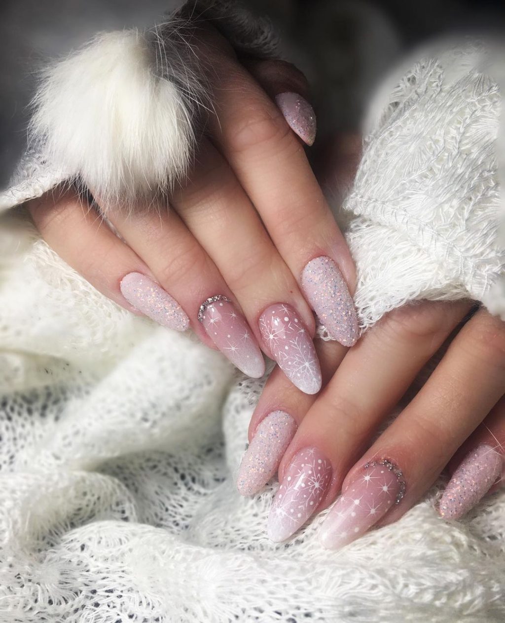 mau-nail-dep-cho-mua-giang-sinh-9-1024x1262